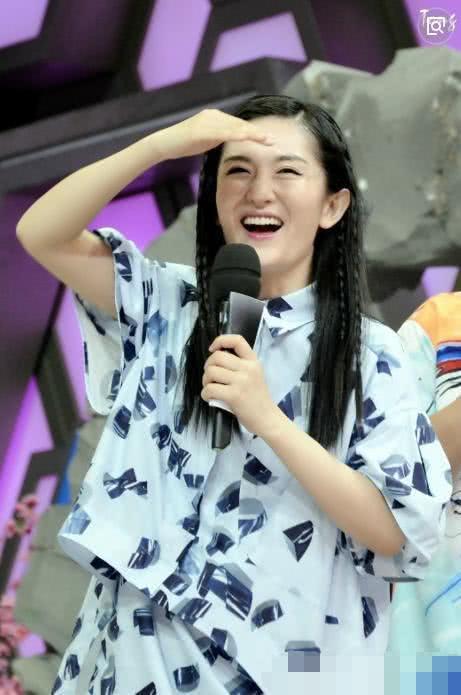 谢娜不仅被改名了,竟然还入驻快手吸粉百万,