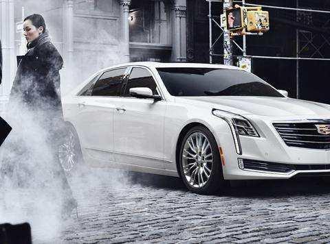 全新CT6搭载2.0T+276匹马力，3米多轴距同级别无敌