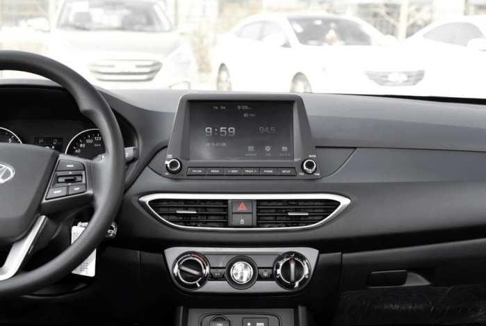 8万合资车, 油耗5.4L, 完胜朗逸, 英朗