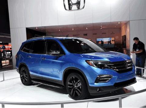 本田Pilot，估计国产之后20万起售。