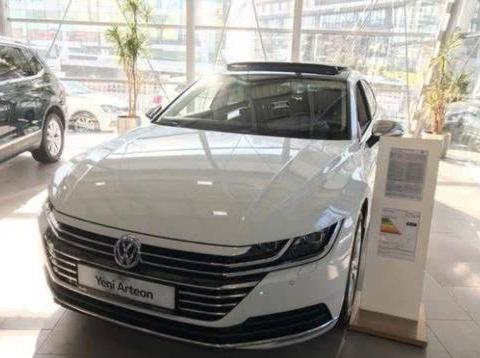 新大众CC曝光 外观大改＋黄金动力组合