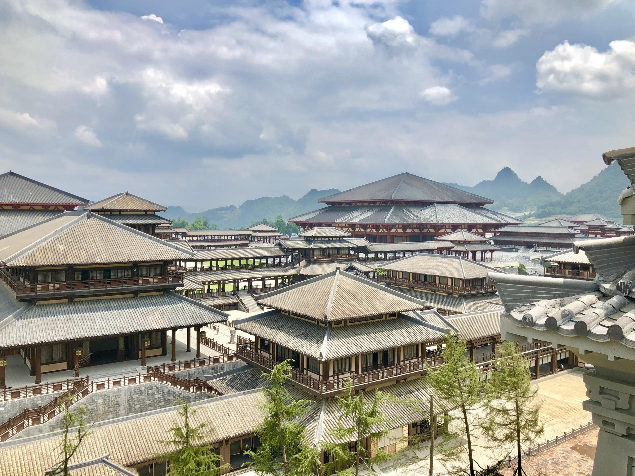 这是西南最大的影视城,相比横店,有更多让你猜不到的事情