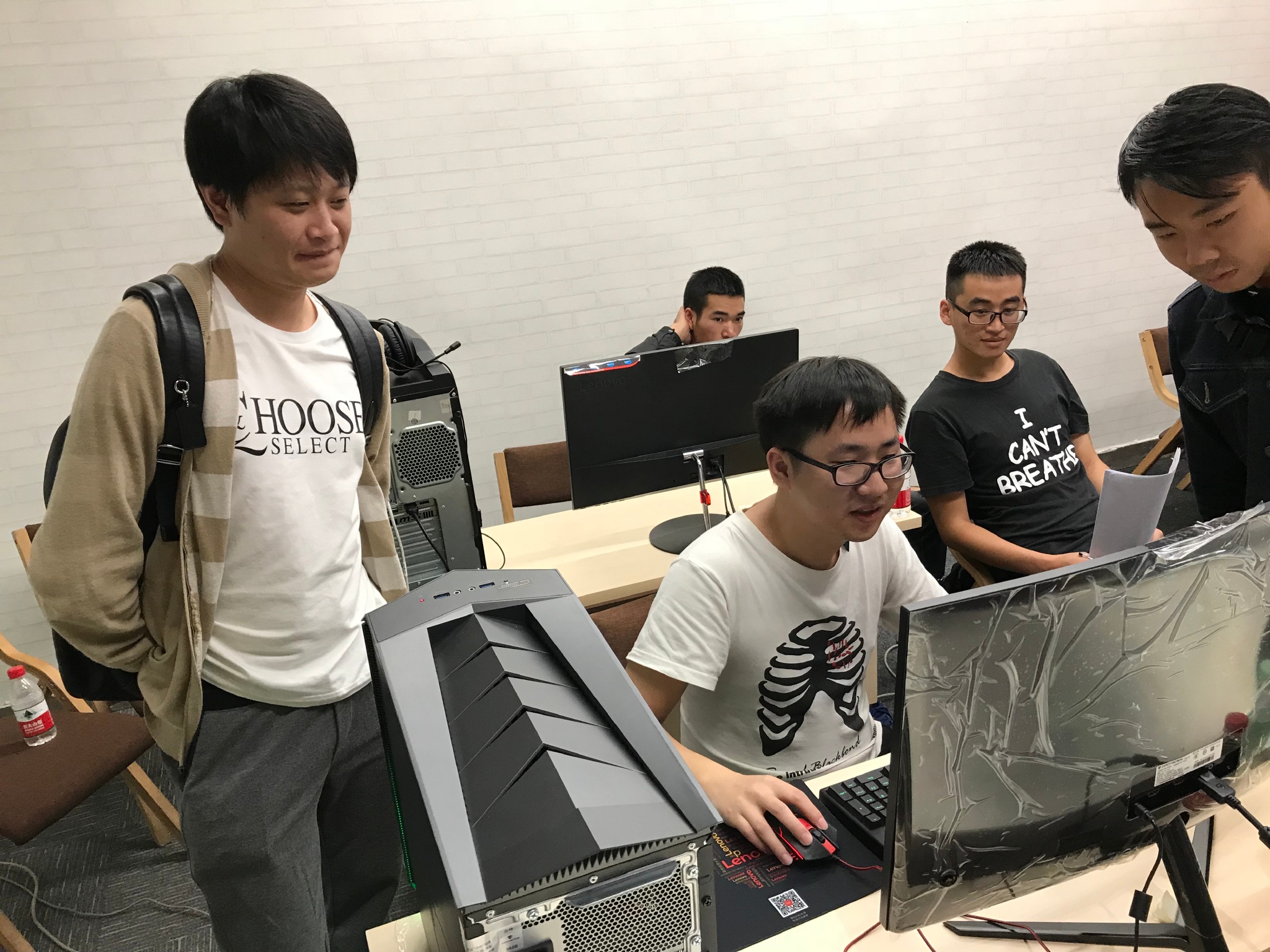 职业电竞选手的手速真的不是吹的,看完苏宁易