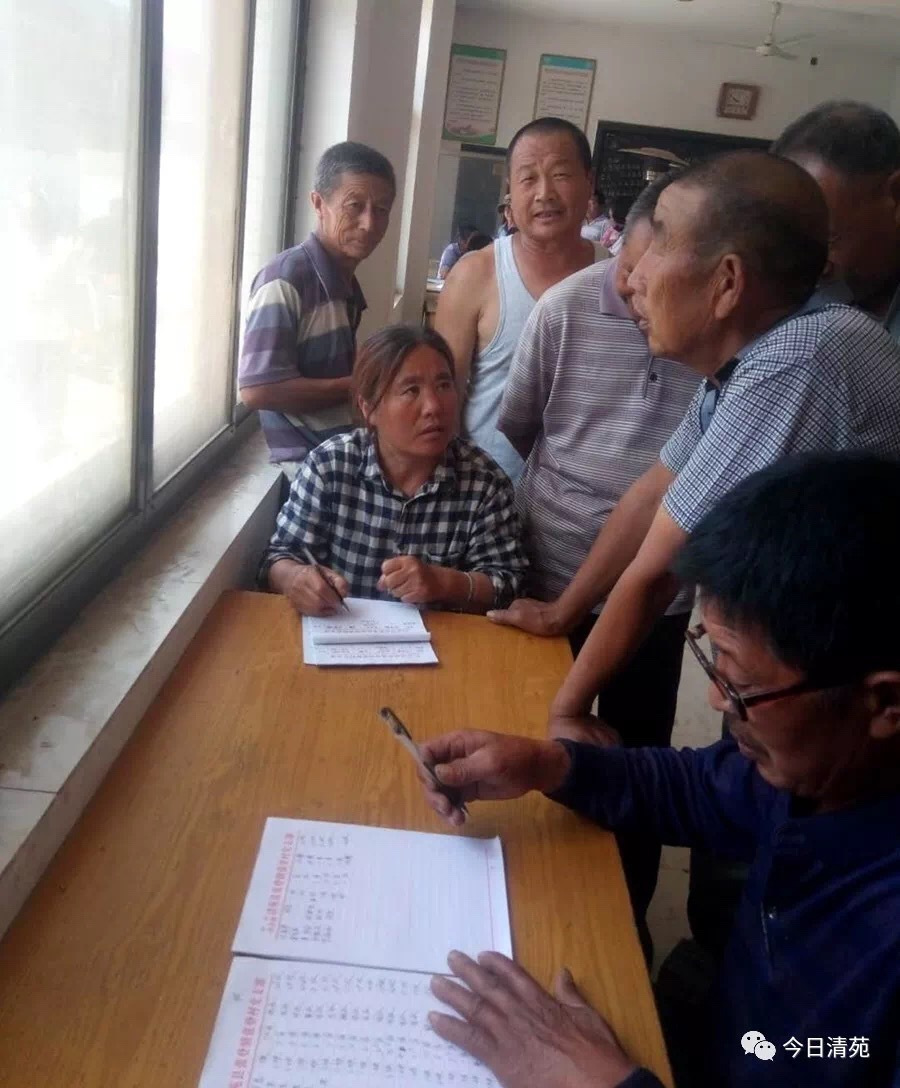 保定清苑瓜农因冰雹受灾,企业积极救助,爱心义