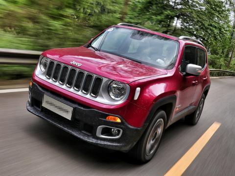 新款jeep自由侠正式上市，却被网友称为“百无一用的花瓶车”！