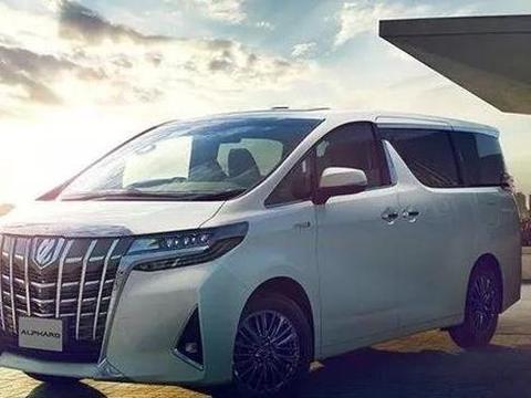 机场偶遇新款埃尔法，颜值爆棚，这次起码加价50万才能提车？