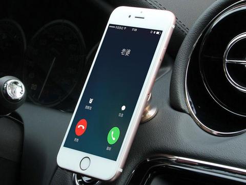 除了车载手机支架，看看那些花里花哨的东西，买了一大堆哪个有用