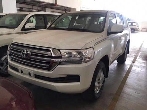 18款丰田酷路泽4000充分满足舒适乘坐的需求