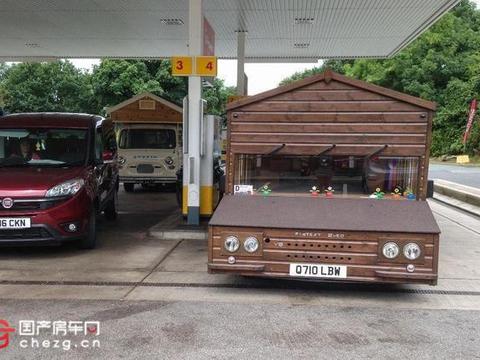 耗时7个月将开了16年大众帕萨特改造成房车，52岁英国男子超神了