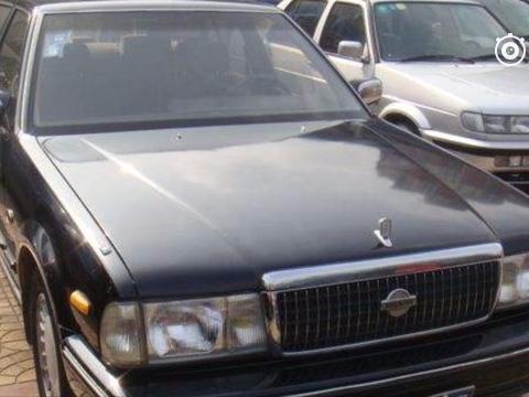 90 年代：皇冠 =3 套房；思域 =2 套房；高尔夫 = 北京 1 套房