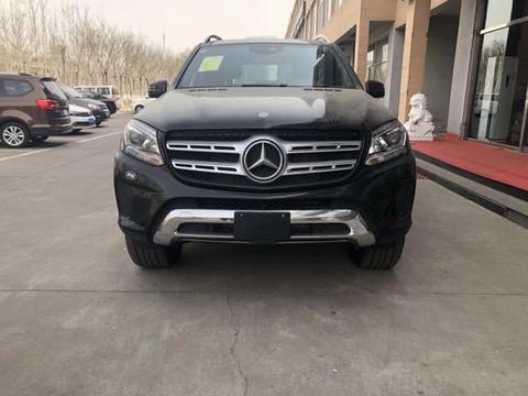 18款奔驰GLS450空间超乎想象 生活飞越平凡