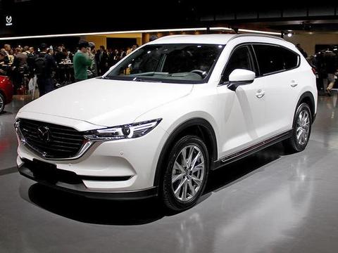 汉兰达的对手终于来了！车长4.9米配大7座，看谁还敢加价卖？