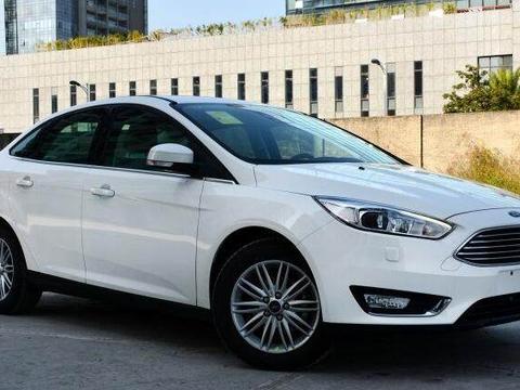 要买车的再等等！全新福克斯十月上市，尺寸更大价格更低