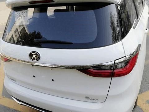 这车性价比一点不输大众车, 朋友调侃说这车能够把途安L卖停产