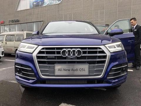 2018款奥迪换代Q5到店，这颜值别说宝马X3就连奔驰GLC都慌了