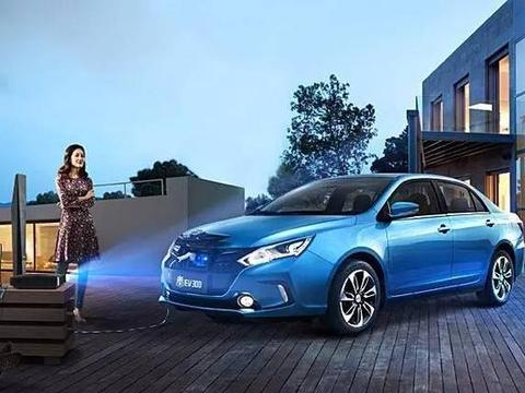 续航300公里是硬道理？比亚迪秦EV300、e5纯电走起