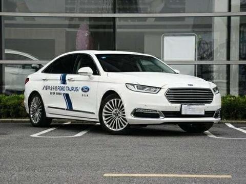 迈腾见了绕道走，比奥迪A4大两圈，降两万21万起，还买啥帕萨特