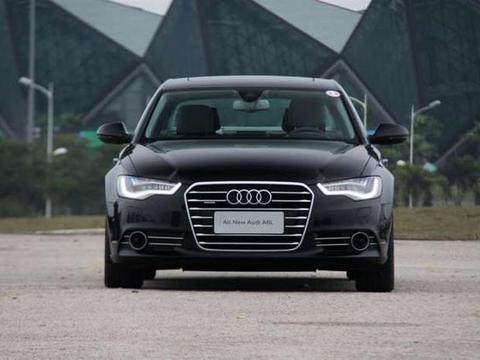 当年它是豪车的代表，售价50万起，现在30万起，平民都能买得起