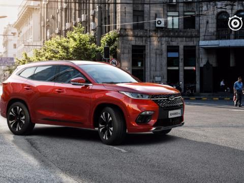 国内首台奇瑞XEED TX到店，比领克01还漂亮