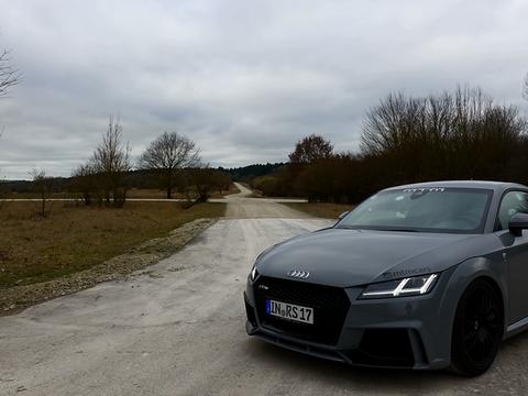 土豪调侃自己只有一辆奥迪TT，懂车网友看后：这车比奥迪R8还牛