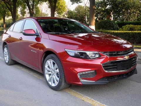 当年卖20万，是凯美瑞的劲敌，换代后比奥迪A7漂亮 售价跌至13万