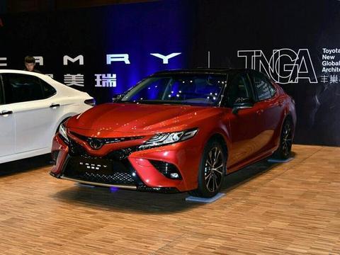 都是日系标杆！雅阁，凯美瑞这二款中级车，你更喜欢谁？