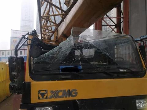 王牌对王牌！豪华旗舰轿车对决 奥迪A8L对比奔驰S级