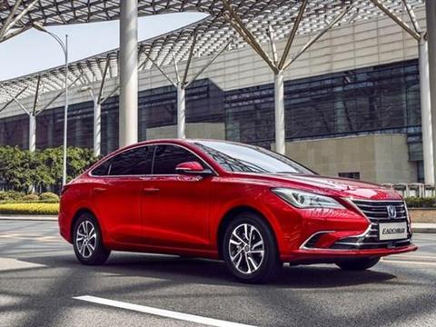 换代长安逸动11月广州车展上市，颜值给力不输帝豪，只卖7万