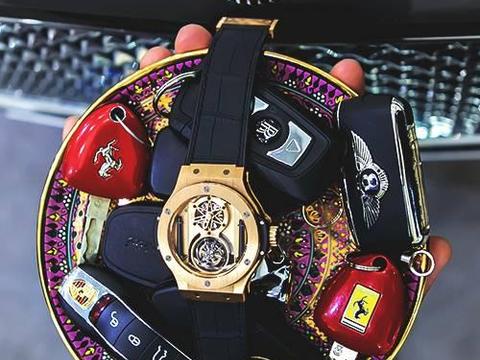 这才叫炫富！壕无人性的超跑车钥匙，一把能换一辆保时捷