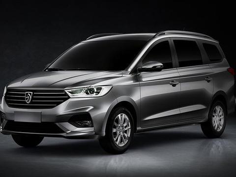 宝骏又造爆款MPV，6座6年免检，低于6万不给比亚迪宋MAX留活路