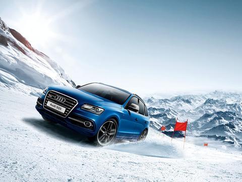 奥迪Q5稍微拉长10CM, 销量立马超越奔驰宝马，豪华的角逐在细节