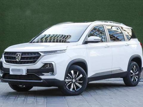 宝骏530自动顶配和18款帝豪GS自动次顶配, 选哪款比较好?