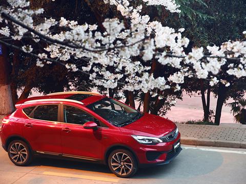 别买缤智和XR-V了2018款帝豪GS的颜值、内饰、配置都不比它们差