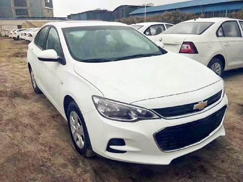 买卡罗拉后悔了！这合资车再降3万，配自动挡仅6万，比轩逸有诚意