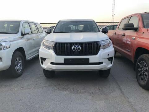 18款丰田霸道2700TX过硬配置越野王者的超越动力