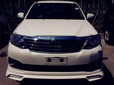 买普拉多不如买这货！非承载配七座四驱，仅25万起，比汉兰达良心