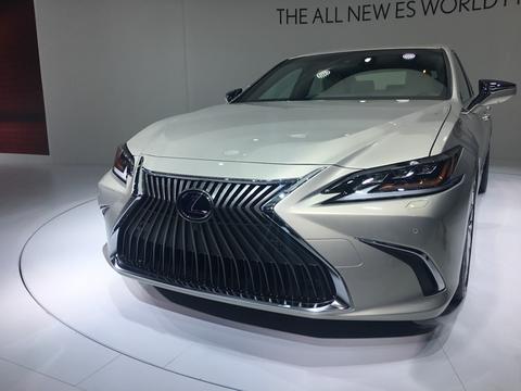 2018年北京车展|瞄准年轻化市场 全新雷克萨斯ES亮相