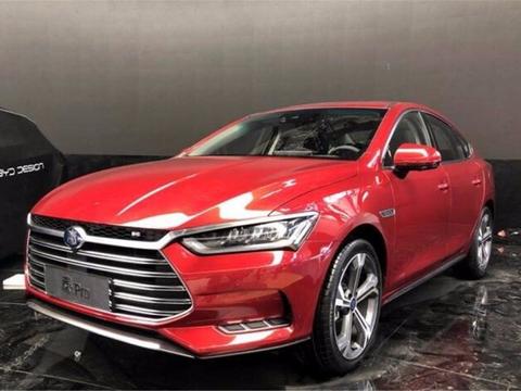 比亚迪最美新车亮相，外观内饰不比合资车差