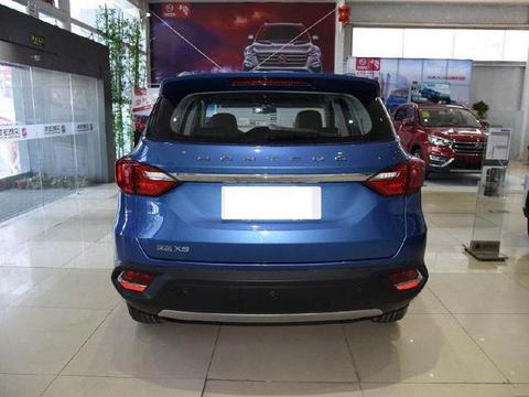 这款国产SUV内饰完胜宝马,仅售6万