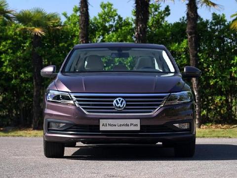 大众的神车又开始了更新换代。它的名字就叫做朗逸plus