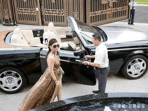 富婆招男司机开500万豪车，月薪10万，只有四个要求却无人敢应聘