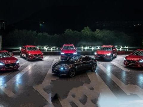 被帕萨特吊打十多年，终于开窍了，新车比宝马7系漂亮，仅17万！