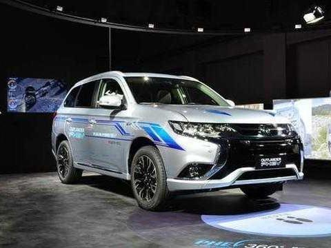 油耗1.9的合资SUV，全景天窗配适时四驱仅14万，吊打途观汉兰达