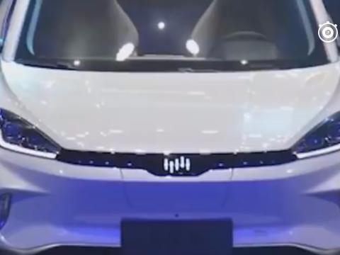 国产车上演一举成名! “华为汽车”一蹴而就, 售价亲民科技十足!