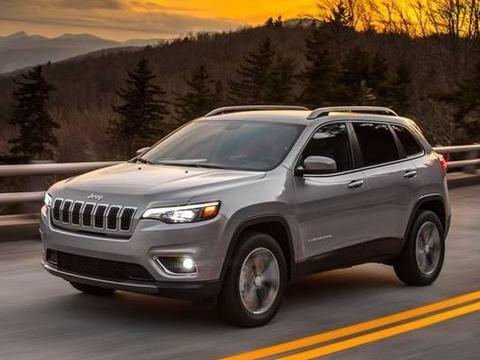 又一伪豪车倒下，曾售价60万比奥迪Q5高，现仅卖17万，却卖不动