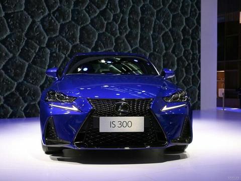 雷克萨斯IS300 F SPORT强大与自信