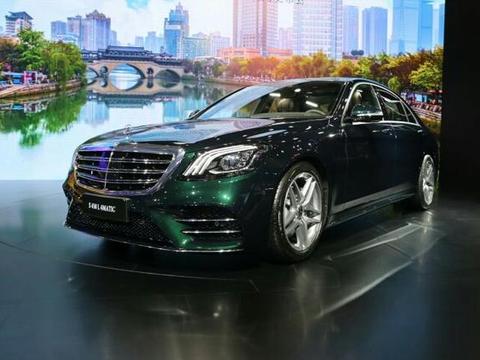 奔驰S级做了一番文章，运动化颇多