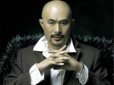 出身医生世家，却拍“特级”电影患上抑郁，今57岁开牧马人成这般