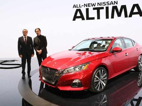 全新大众CC都没它漂亮，配2.0T+248马力，或17万起售