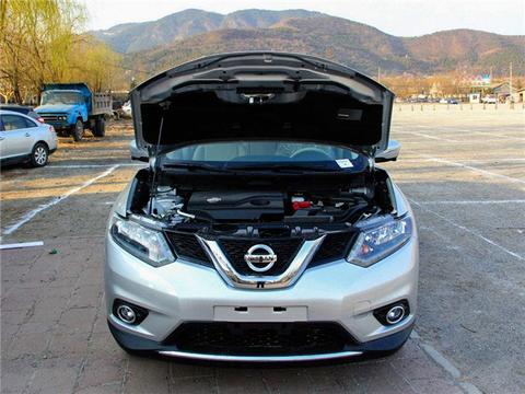 武汉一辆20万日产奇骏被拦，只因车内放了这东西，却被查出酒驾！